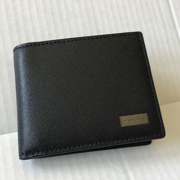 NWT !  Michael Kors Men's Slim Billfold Wallet - Picture 1 of 3